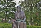 Statue von Selma Lagerlöf in Schweden