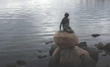 Die kleine Meerjungfrau ist das Wahrzeichen von Kopenhagen