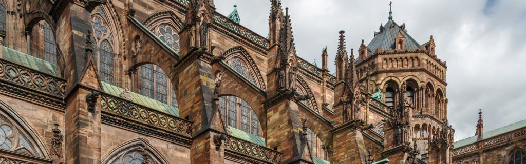 Erleben Sie eine der bekanntesten Sehenswuerdigkeit im Elsass - Straßburger Münster