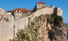Bau am Ende des 8. Jahrhunderts – Steine, die Geschichten erzählen können: die Stadtmauer von Dubrovnik