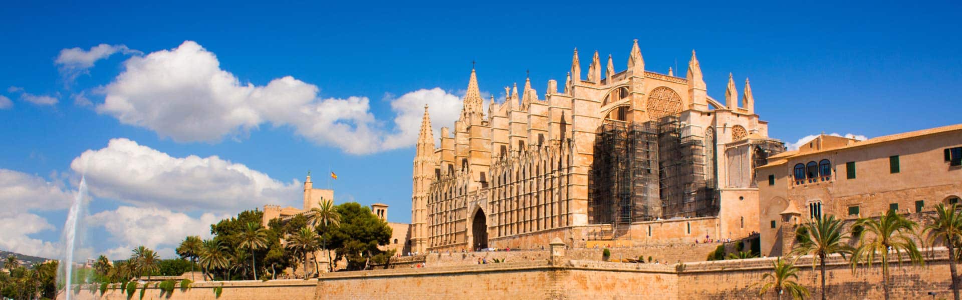 Altehrwürdig und beeindruckend schön: die Kathedrale La Seu in Palma de Mallorca