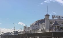 Blick auf den Brighton Pier England