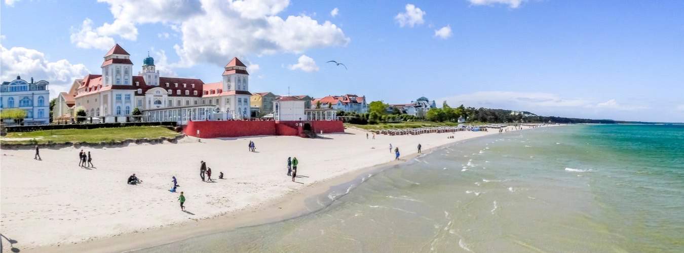 Ostseeinseln in Deutschland Blick auf den Strand Rügen Binz